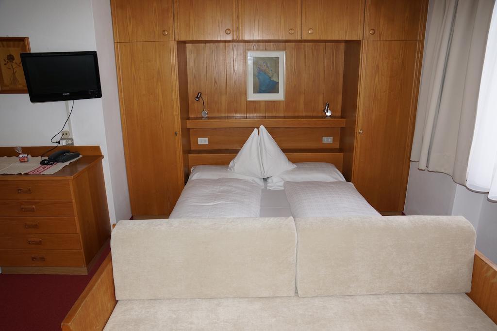 Hotel Mooserhof セスト 部屋 写真