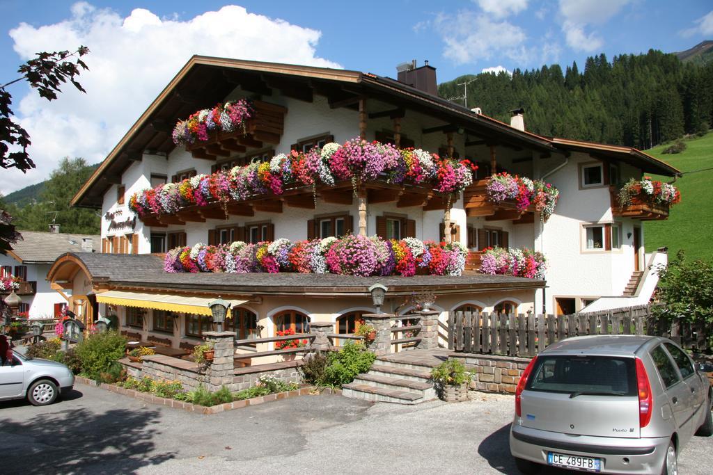 Hotel Mooserhof セスト エクステリア 写真